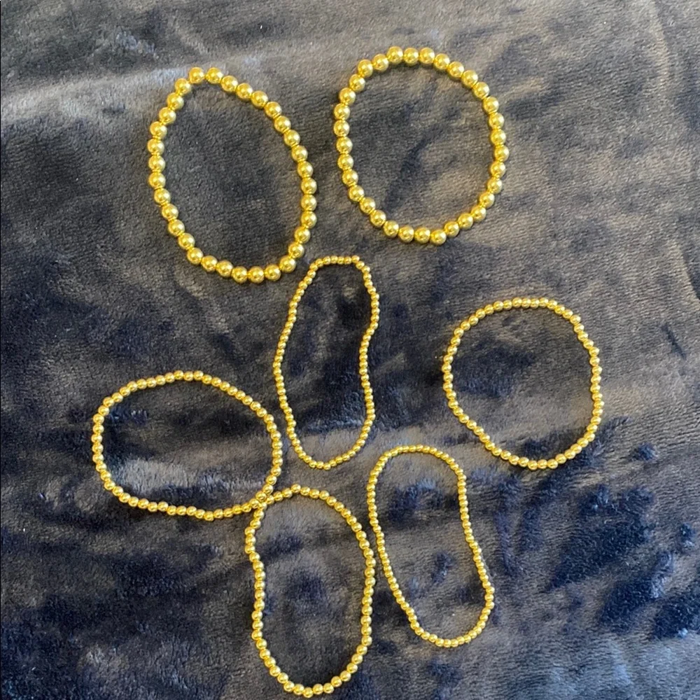 Elegant Gold Beaded Bracelets - Picture 4 of 6